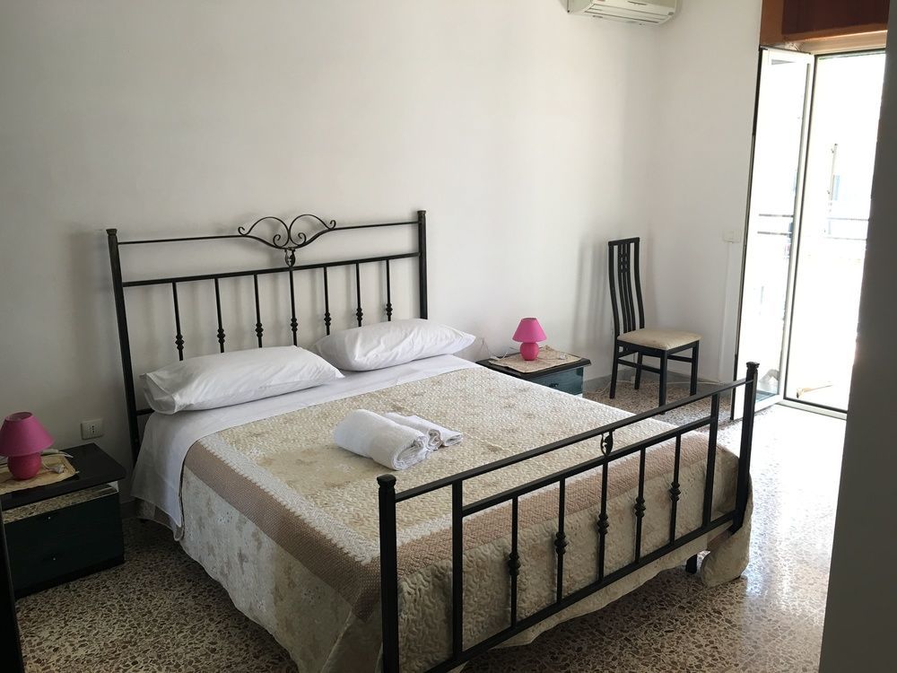 B&B Magna Grecia Crotone Eksteriør bilde